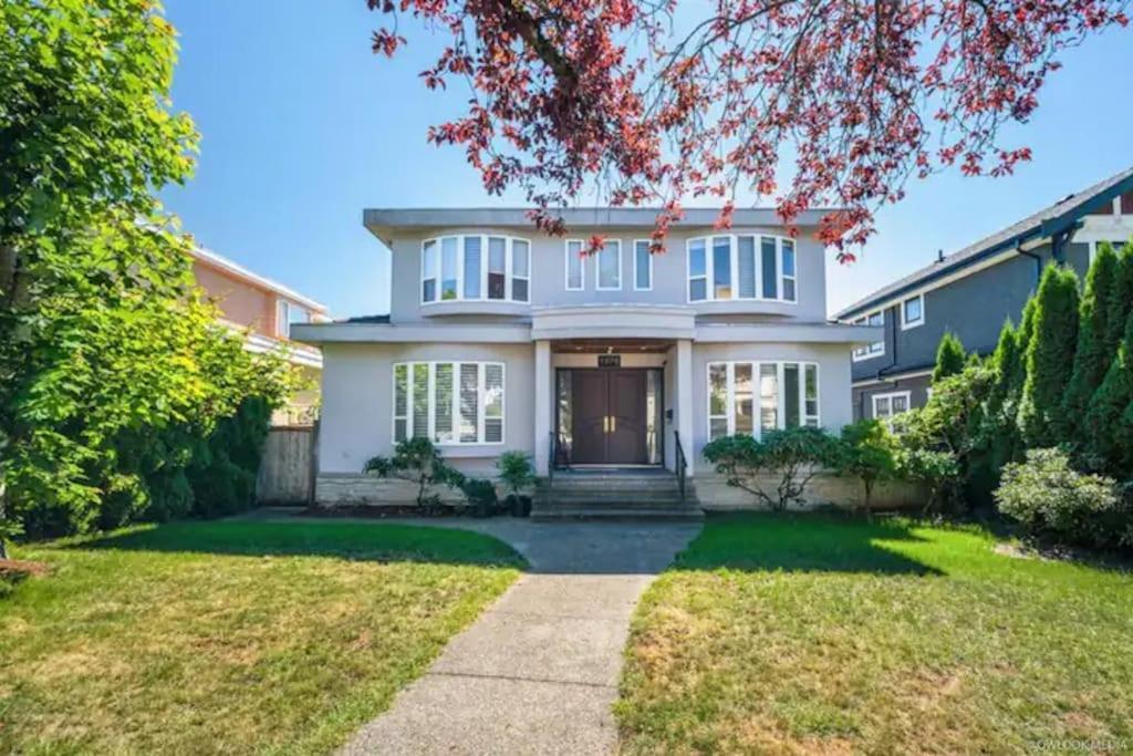 Coze Home In Vancouver Near Yvr Exterior foto